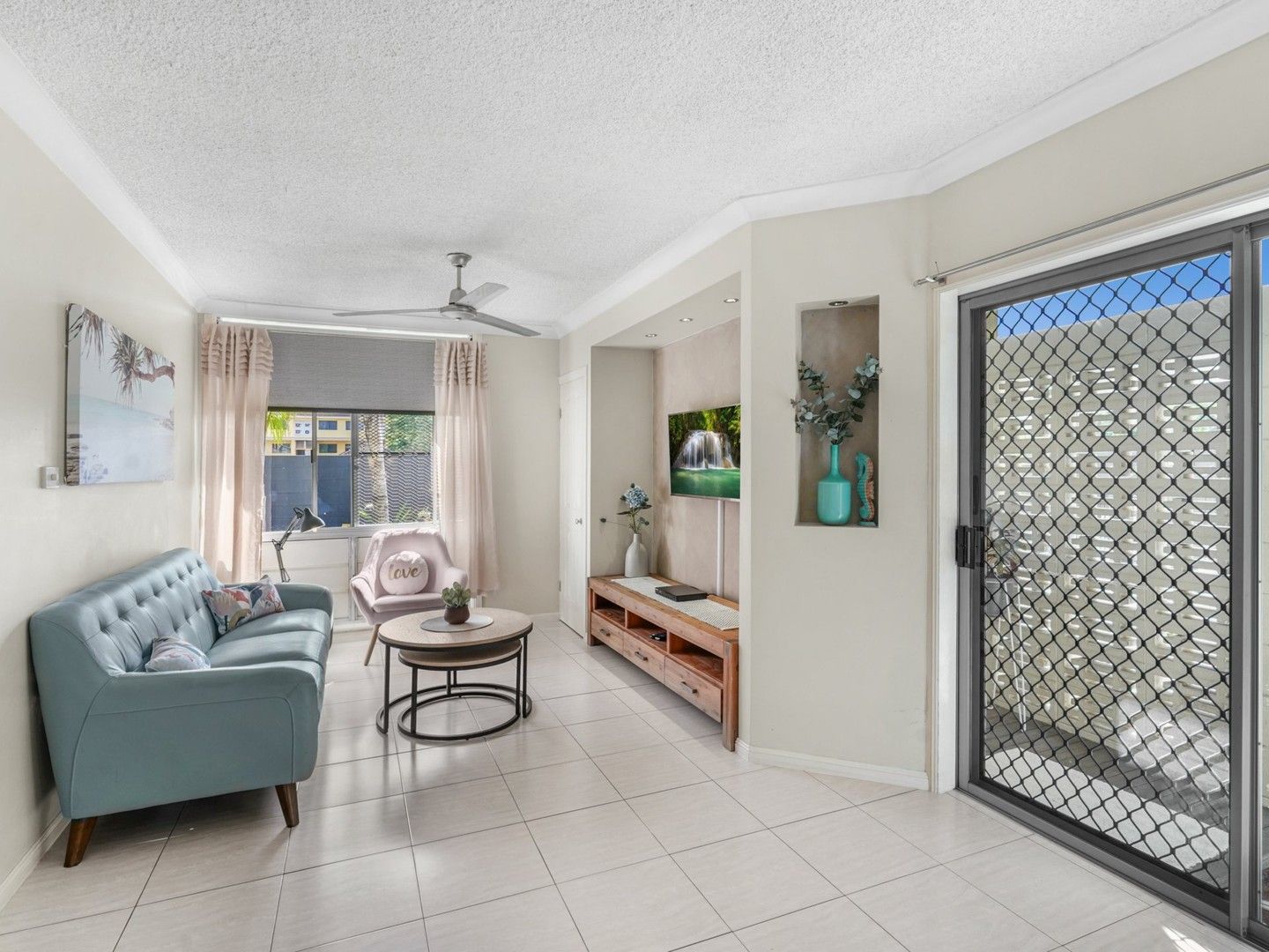 2/281 Lake Street, Cairns North QLD 4870, Image 0