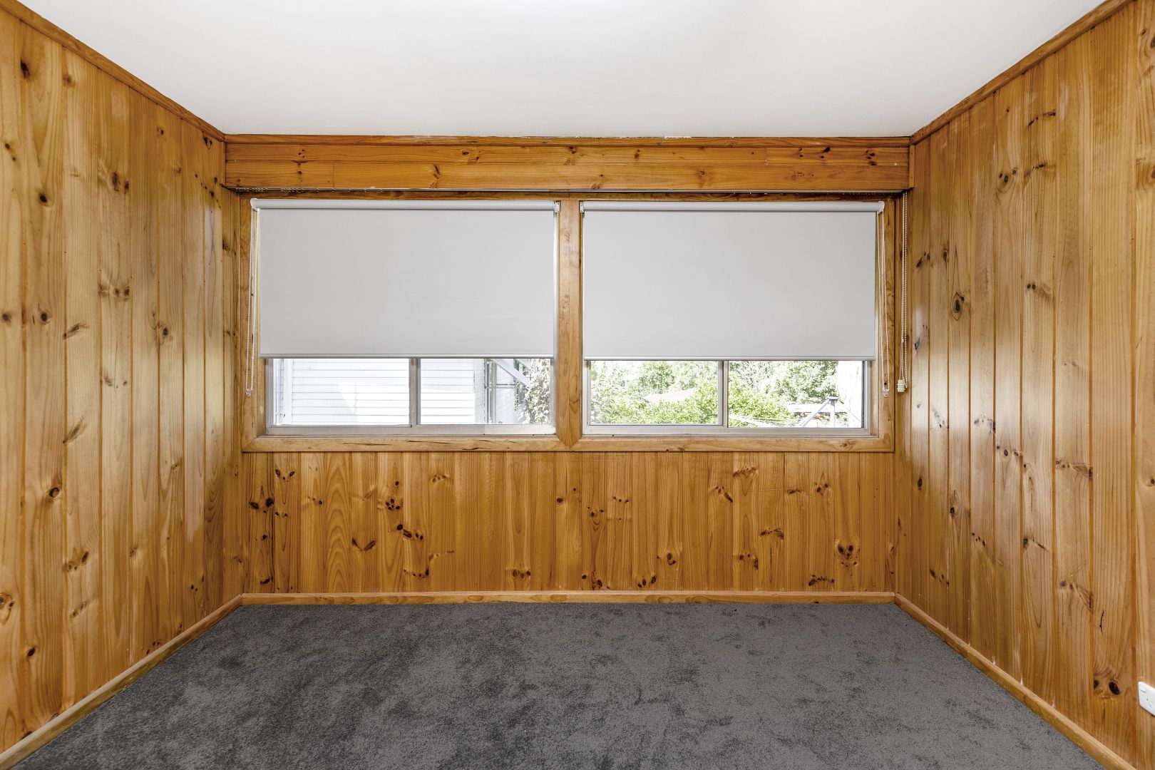 10 Kirk Avenue, Tumut NSW 2720 House For Rent 400 Domain