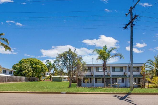 Picture of 28-30 Wistari Street, CLINTON QLD 4680