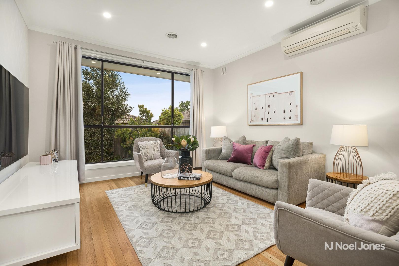 4/10 Florence Road, Surrey Hills VIC 3127, Image 1