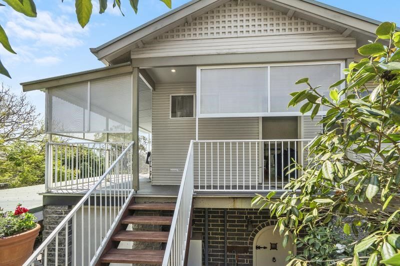 1 bedrooms Apartment / Unit / Flat in 2/28 Berith Street WHEELER HEIGHTS NSW, 2097