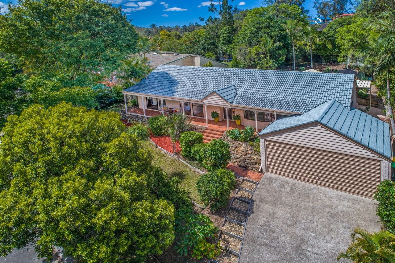 82 Creekside Street, Kenmore Hills QLD 4069, Image 2