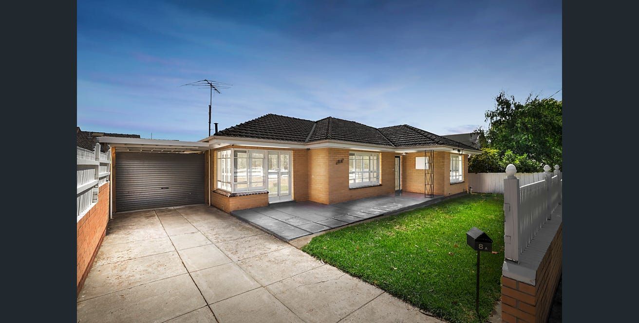 3 bedrooms House in 8A Raleigh St ESSENDON VIC, 3040