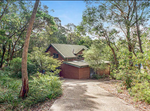 32 Claines Crescent, Wentworth Falls NSW 2782