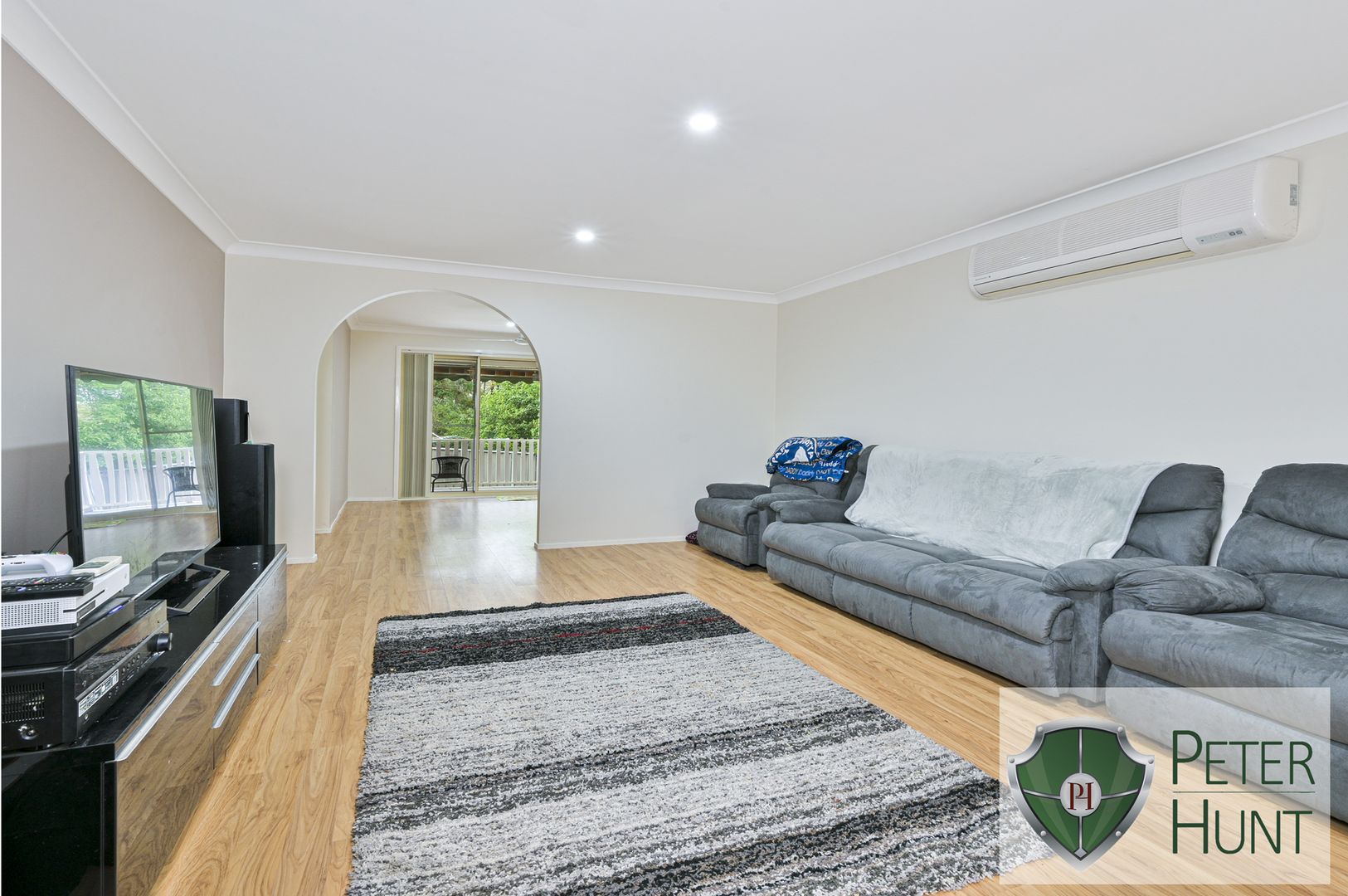 6/10 Windeyer Street, Thirlmere NSW 2572, Image 2