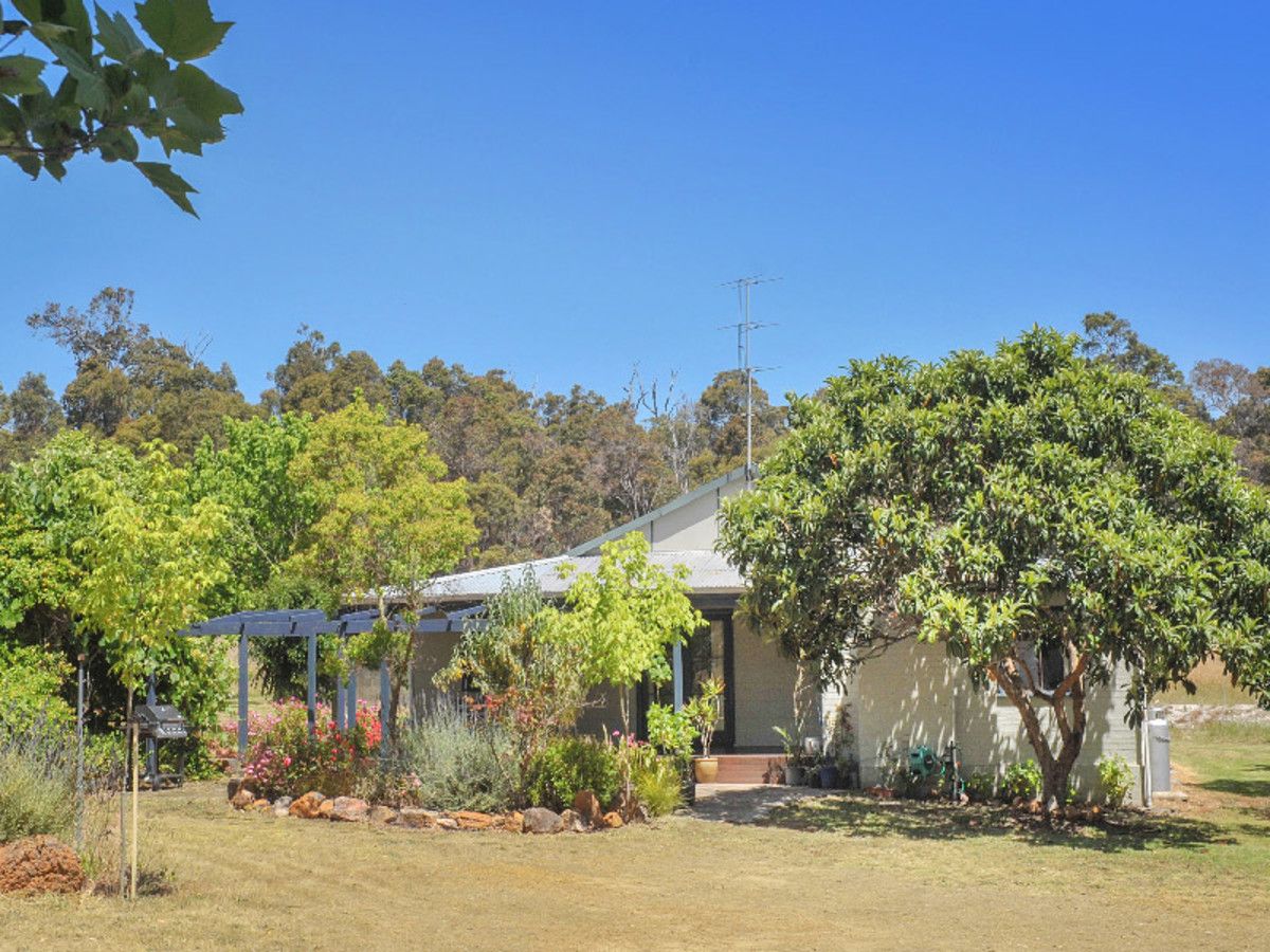 8 Lovejoy Road, Cowaramup WA 6284, Image 0