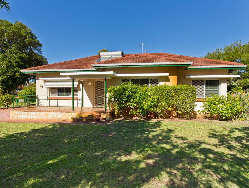 47 Alderbury Street, Floreat WA 6014, Image 2