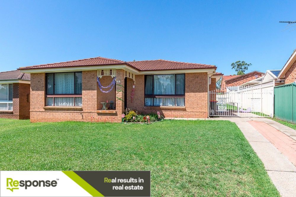3 bedrooms House in 48 Lyall Avenue DEAN PARK NSW, 2761
