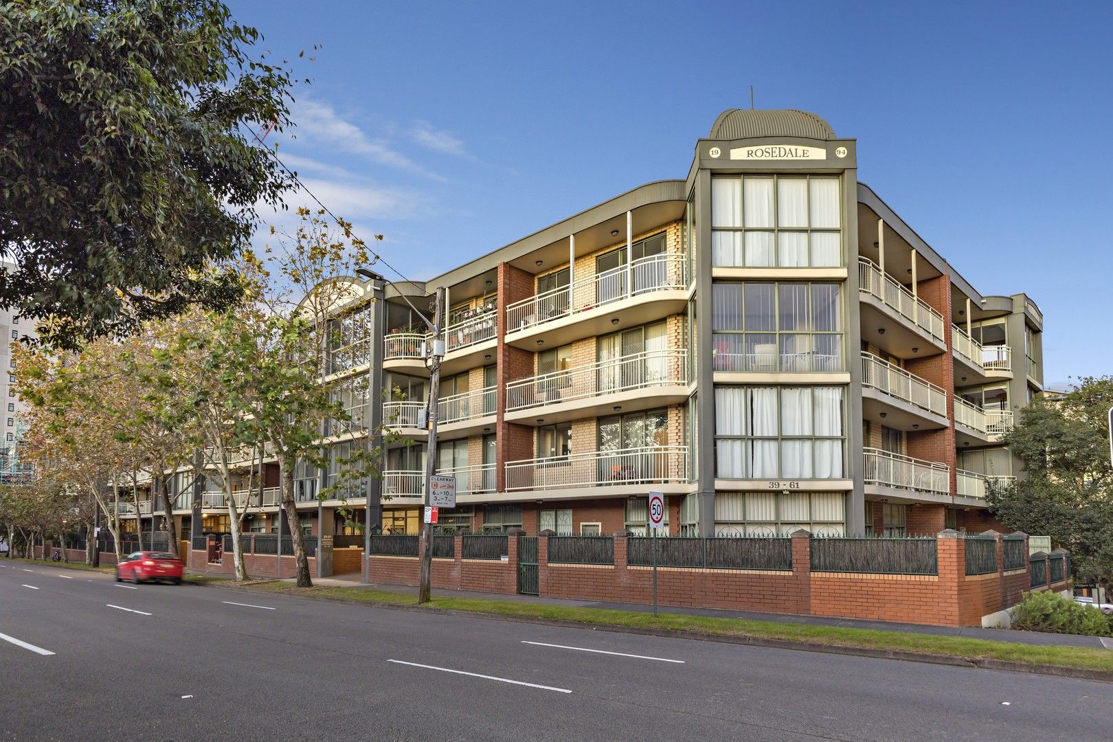 2 bedrooms Apartment / Unit / Flat in 53/39-61 Gibbons Street REDFERN NSW, 2016