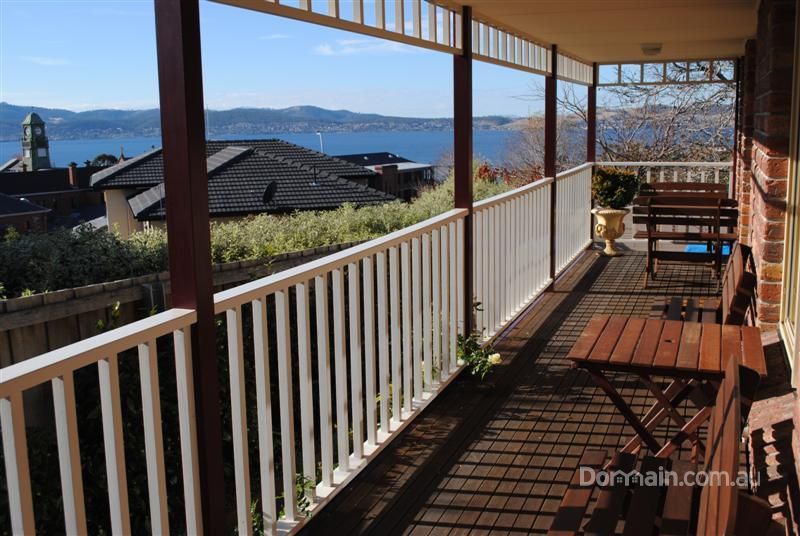 1/9 Rose Court, SANDY BAY TAS 7005, Image 2