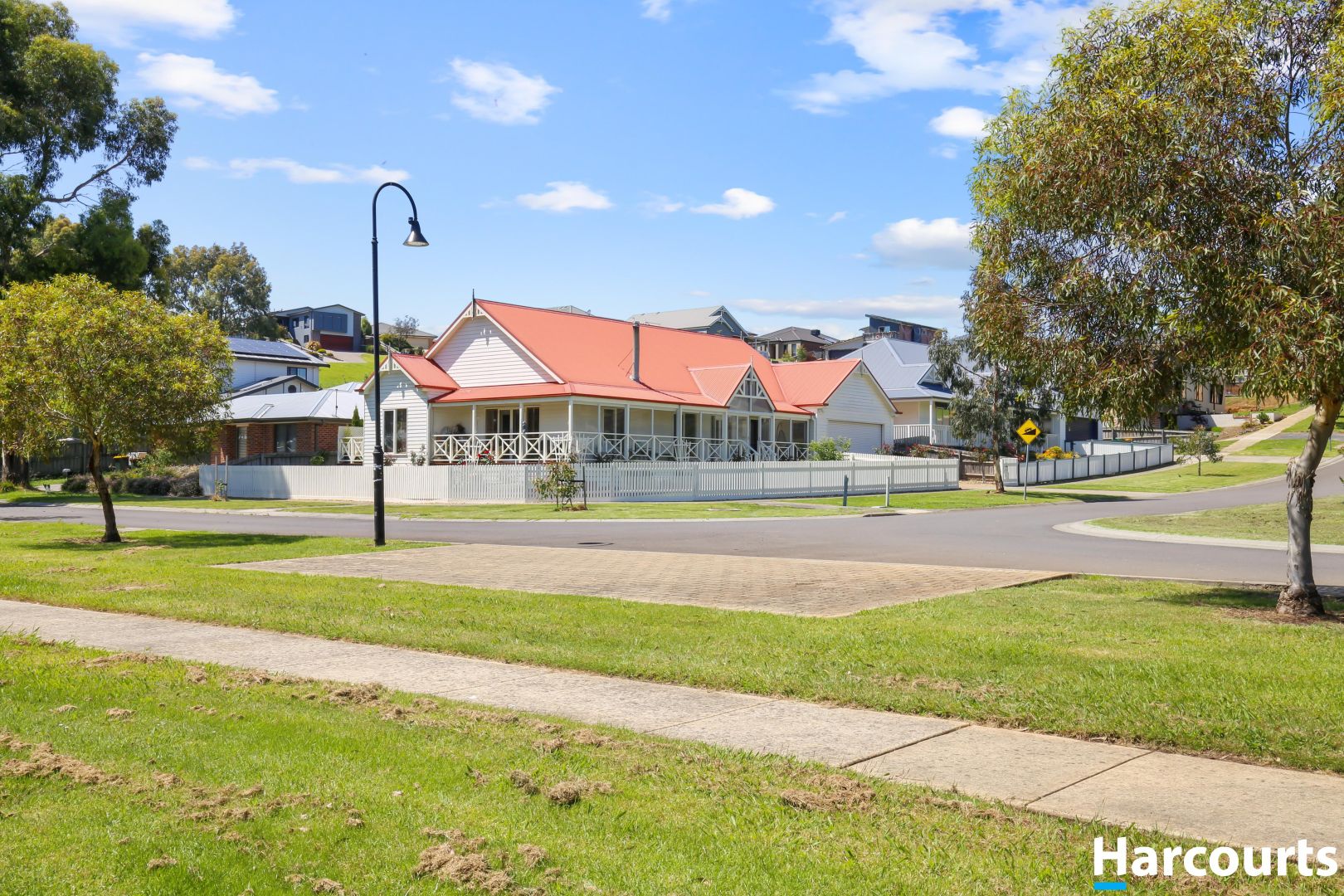 8 Floraston Drive, Leongatha VIC 3953, Image 1