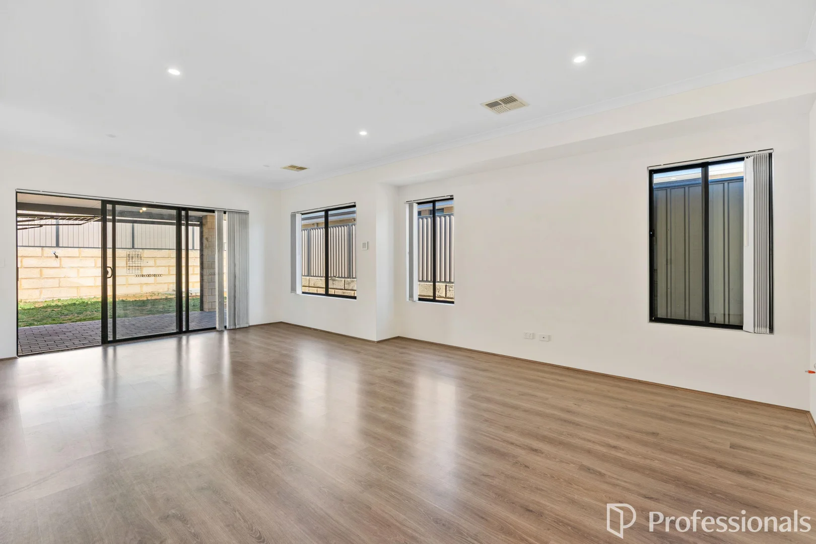 Additional image 6 of 15 Halcyon Crescent, Aveley WA 6069