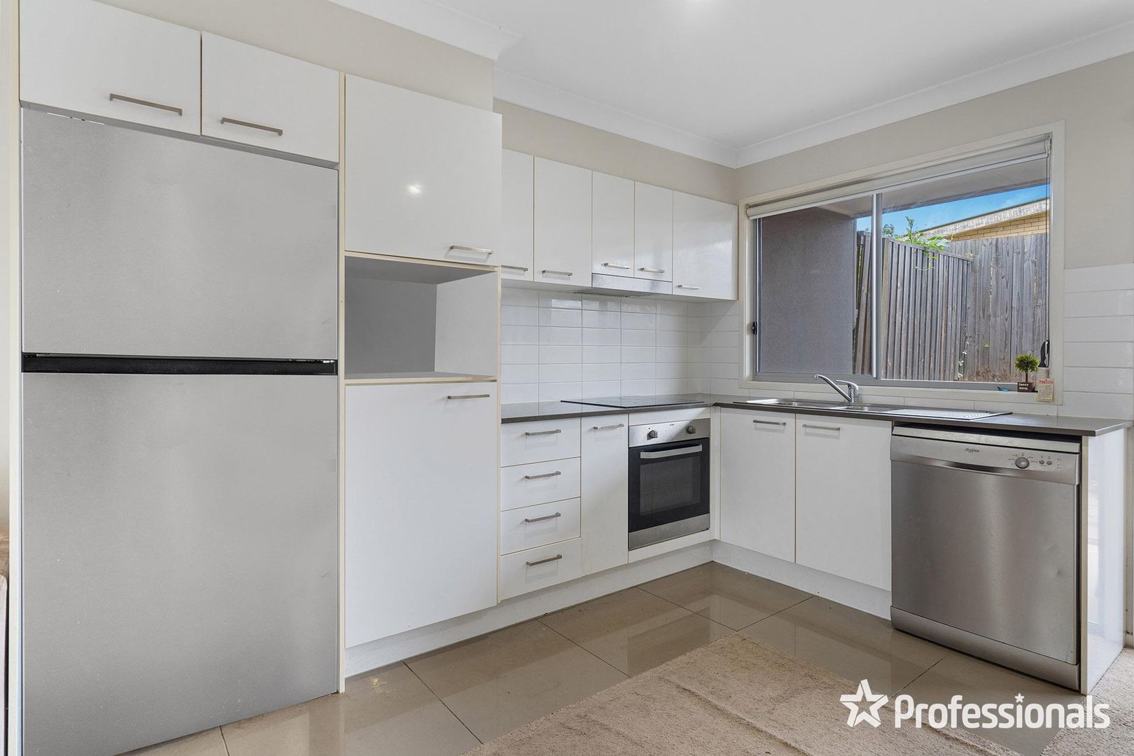 3/5-7 Logan Reserve Road, Waterford West QLD 4133, Image 2