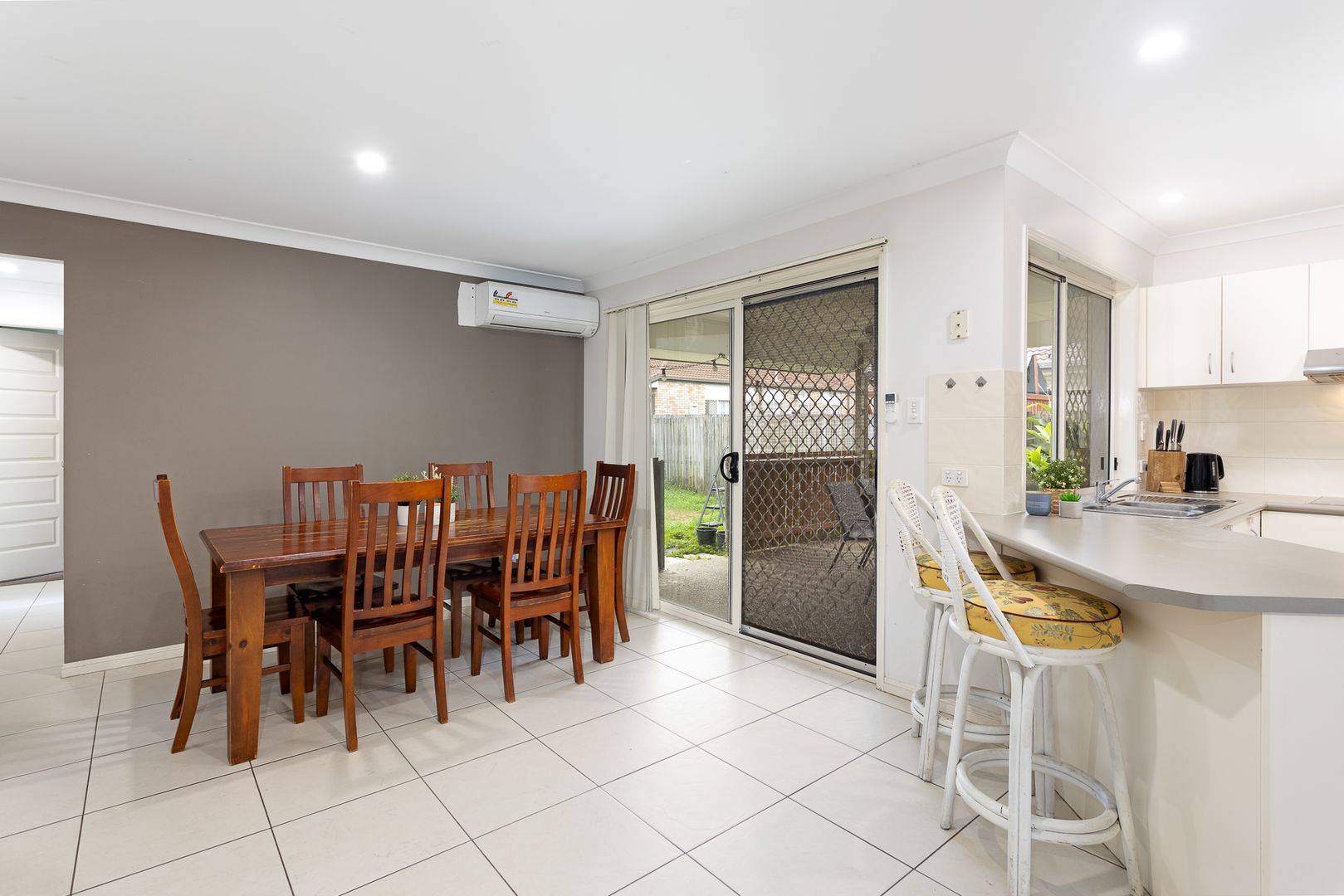 4 Fernbrook Drive, Morayfield QLD 4506, Image 2