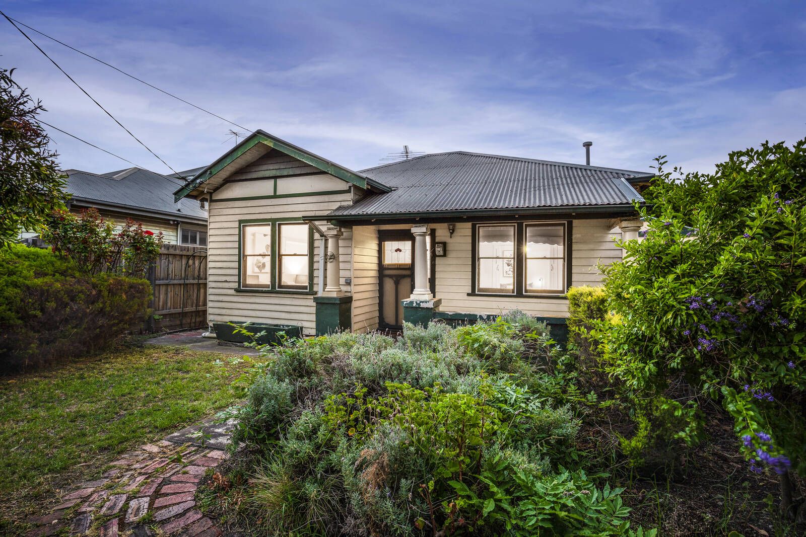 27 Laurie Street, Newport VIC 3015, Image 0