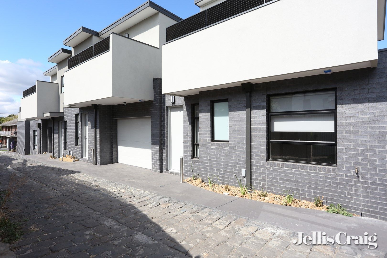 2 bedrooms Townhouse in 3/2 Cooper Street BRUNSWICK WEST VIC, 3055