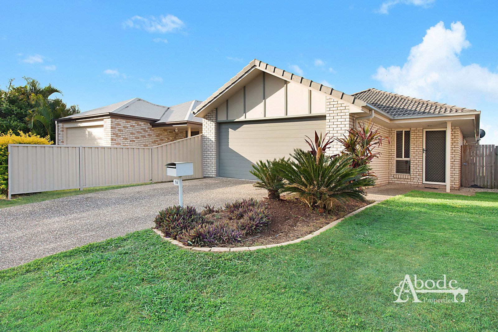16 Waterlilly Court, Rothwell QLD 4022, Image 0