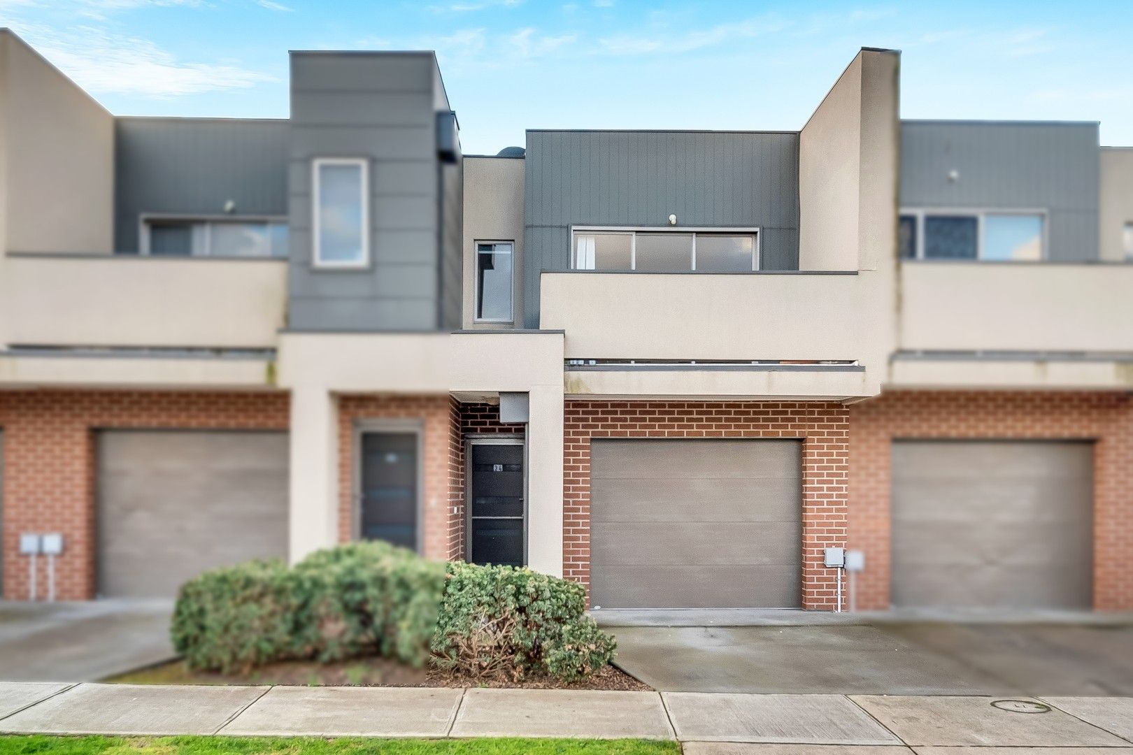 2 bedrooms Townhouse in 34/64 Escapade Boulevard CRAIGIEBURN VIC, 3064