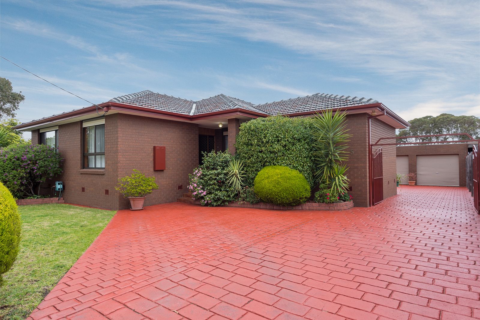 5 Peterlee Court, Craigieburn VIC 3064, Image 0