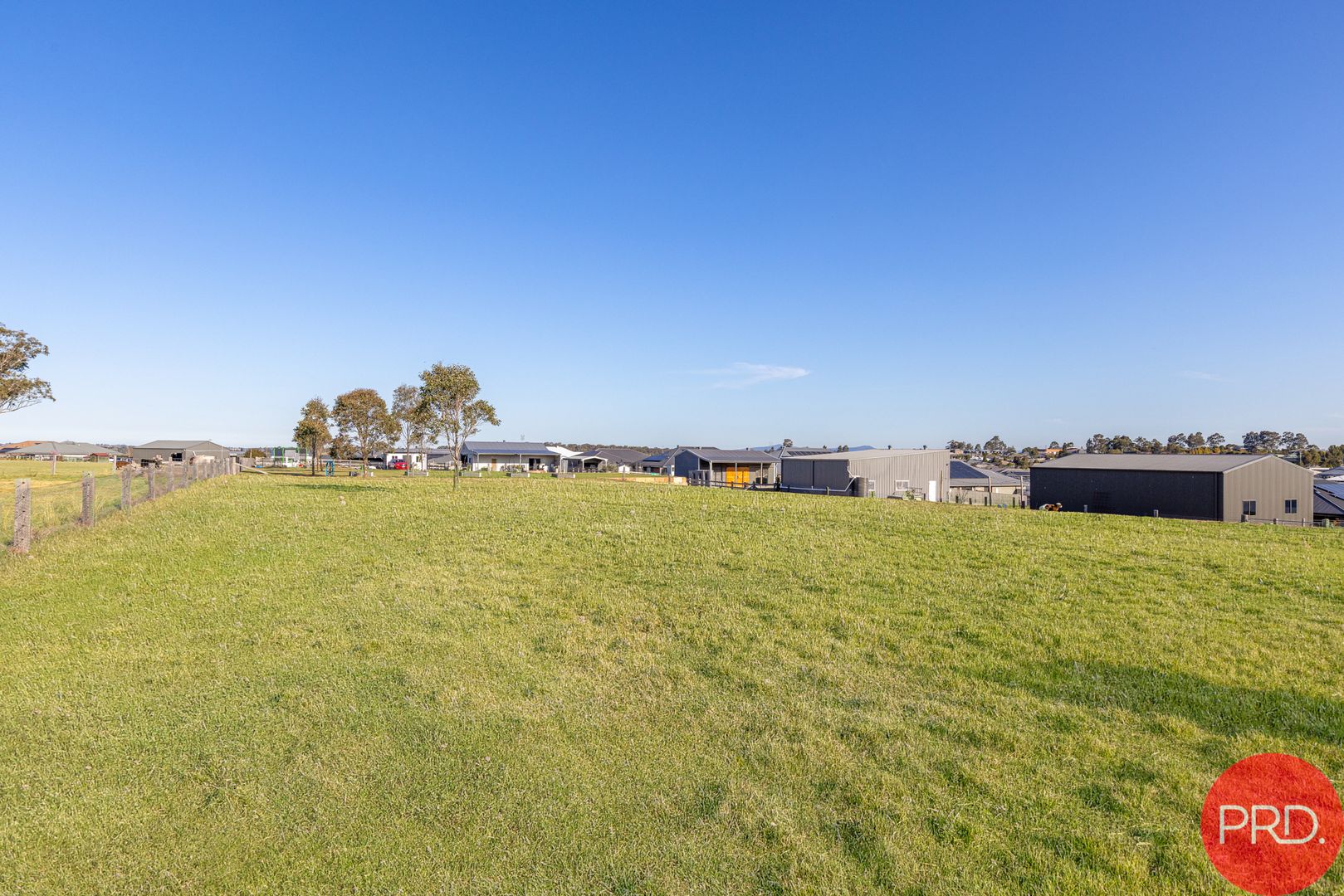 38 Plover Circuit, Aberglasslyn Property History & Address Research