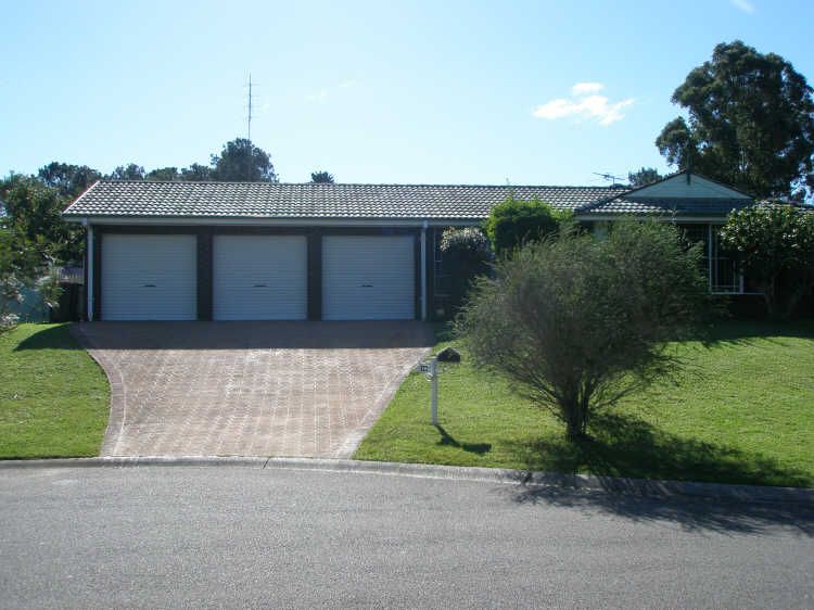 16 Burrowell Close, Raymond Terrace NSW 2324