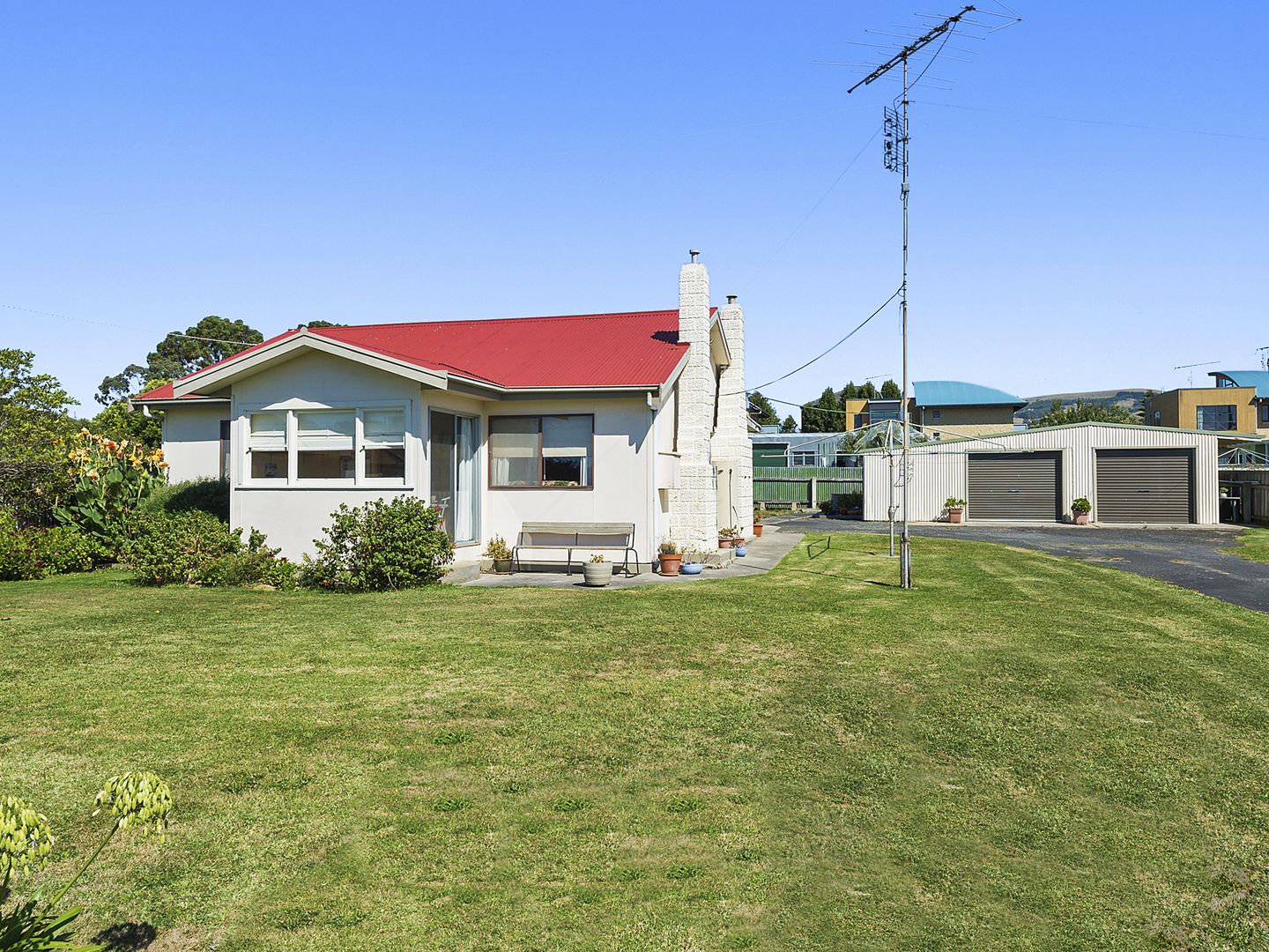 9 Pascoe Street, Apollo Bay VIC 3233, Image 2