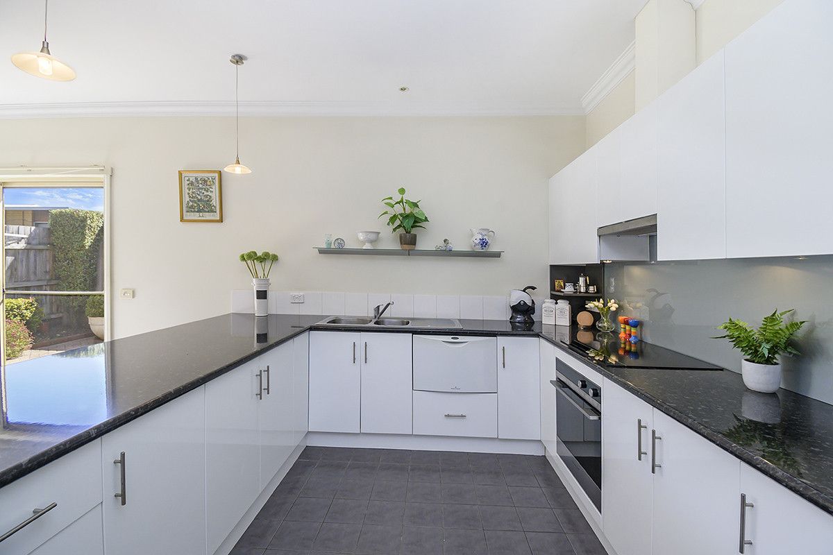 2 Loch Ard Place, Warrnambool VIC 3280, Image 1