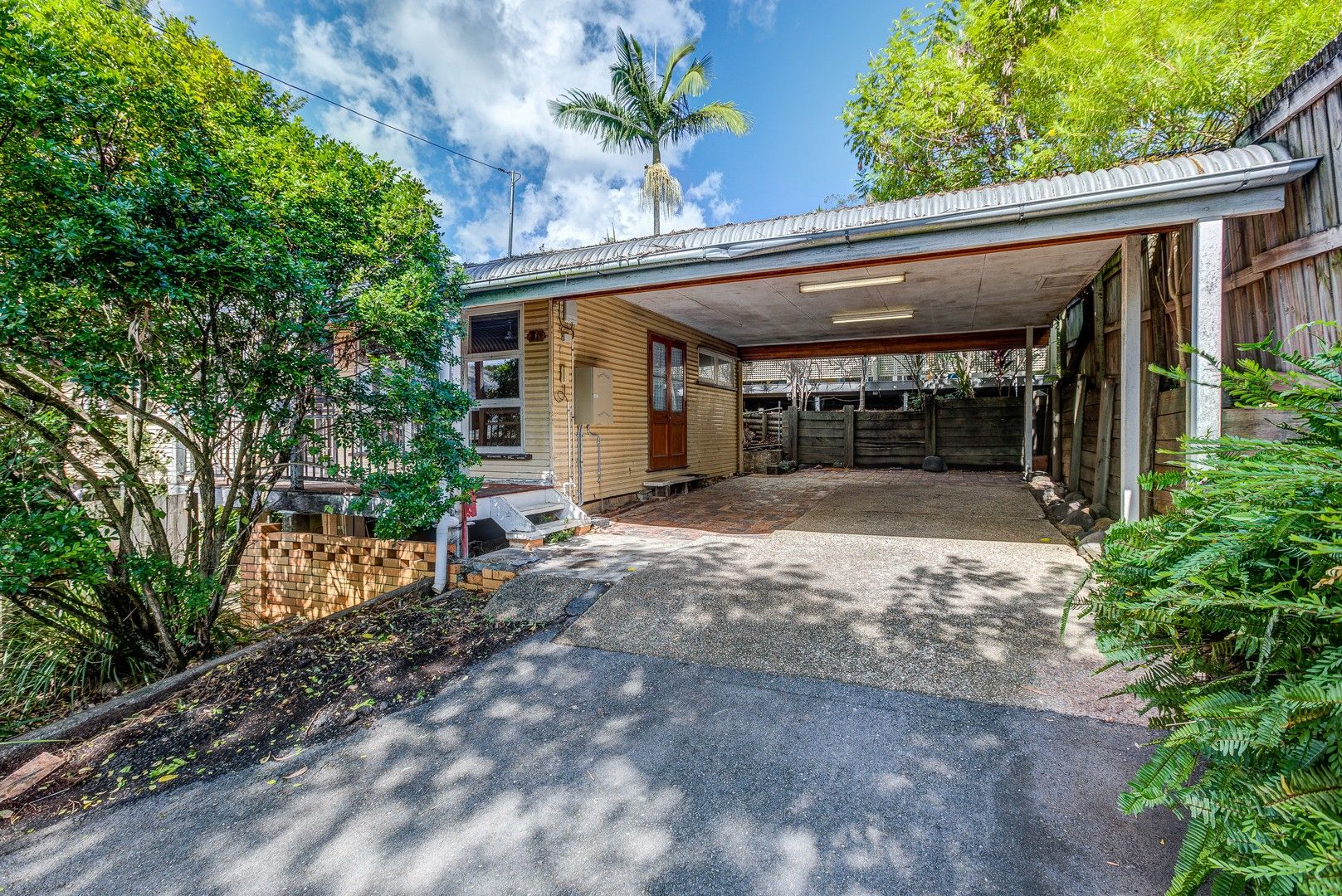 3 bedrooms House in 36 Eva Street RED HILL QLD, 4059