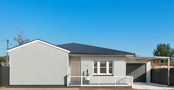 4 bedrooms House in 12 Ingerson St PORT PIRIE SOUTH SA, 5540