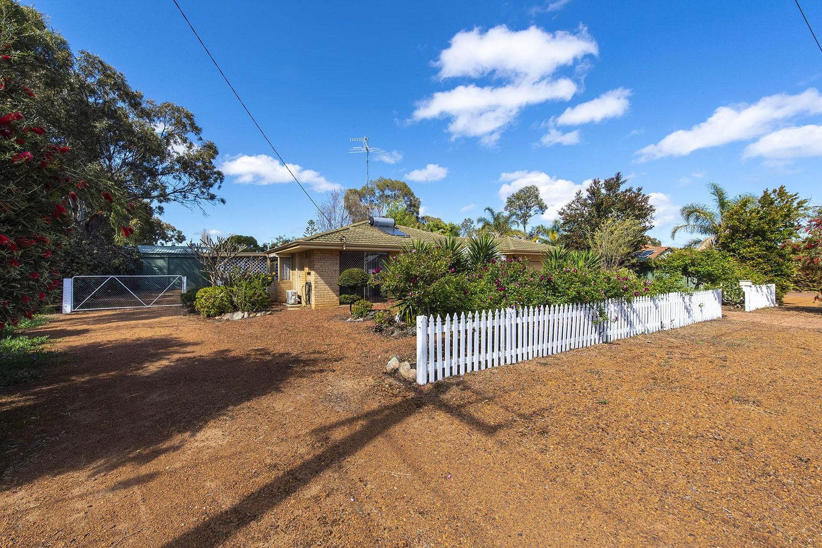 11 Phillips Way, North Yunderup WA 6208, Image 1