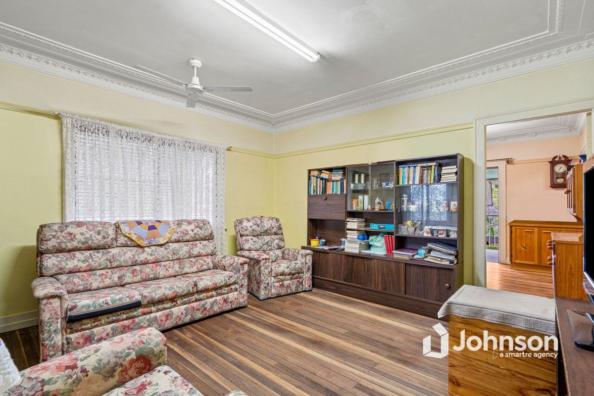 27 Thurso Street, North Booval QLD 4304, Image 1