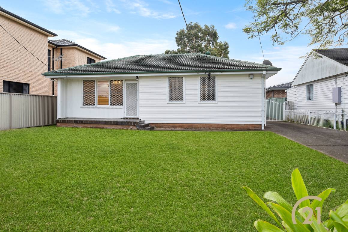 Picture of 55 Crosby Crescent, FAIRFIELD NSW 2165
