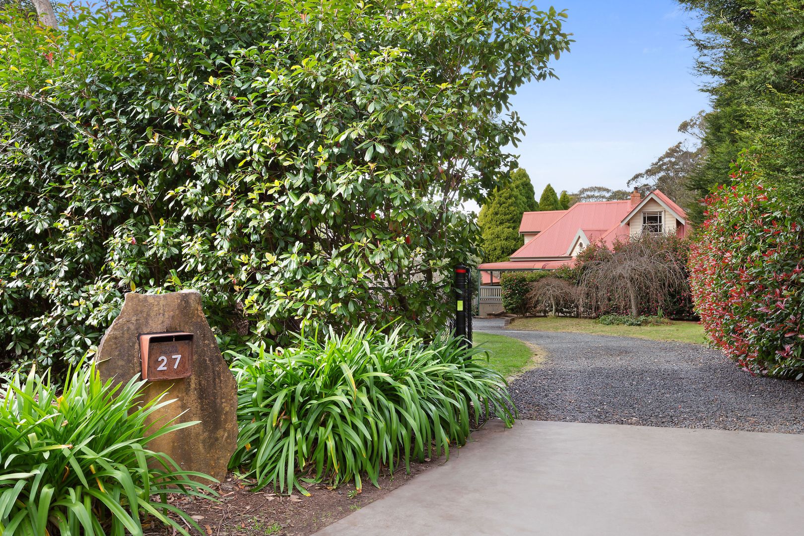 27 Hillview Road, Katoomba NSW 2780, Image 1