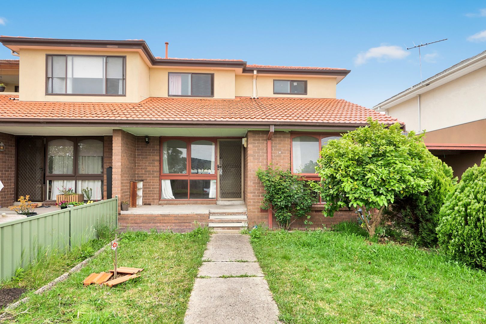 4/15 Oakes Avenue, Clayton South VIC 3169, Image 2