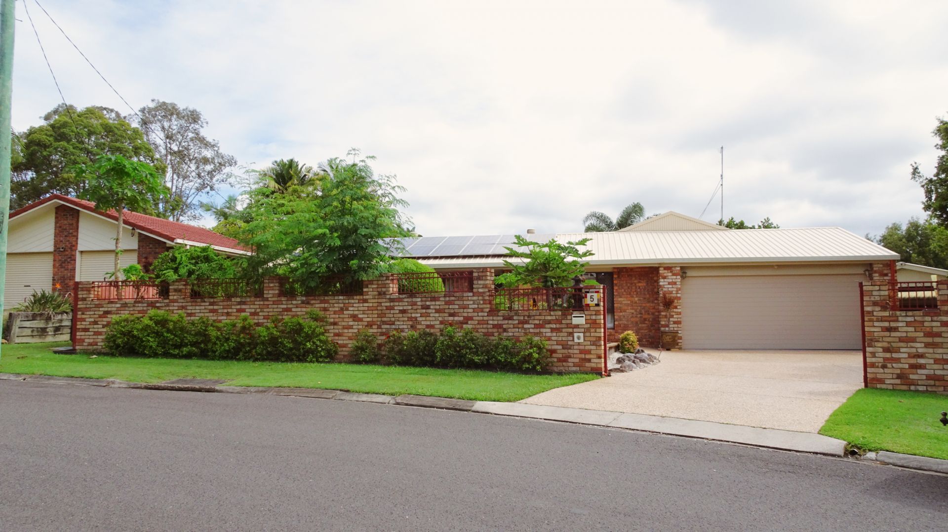 4 bedrooms House in 5 Meljaren Place BUDERIM QLD, 4556