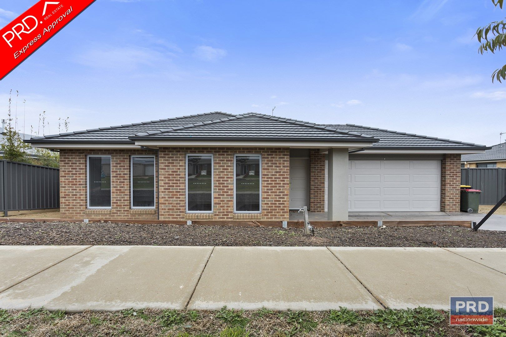 5 bedrooms House in 65 Waratah Road HUNTLY VIC, 3551