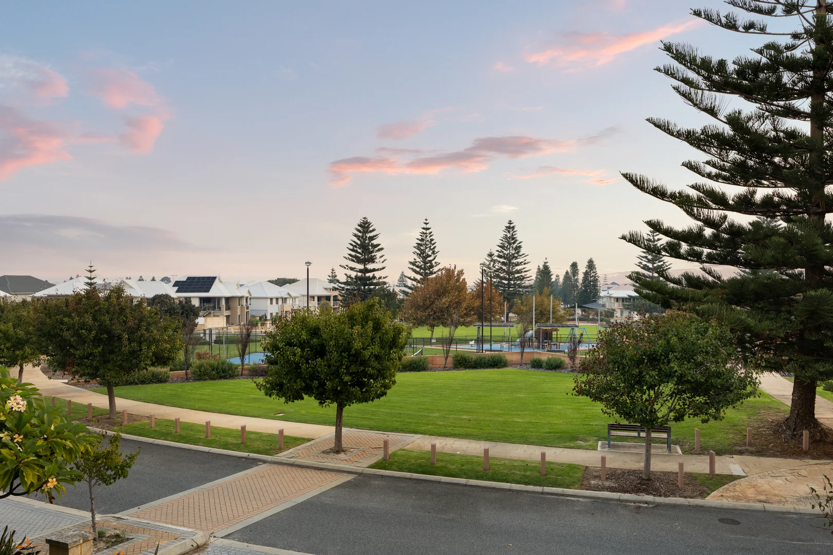 Additional image 2 of 16 Azzuro Crescent, Hillarys WA 6025