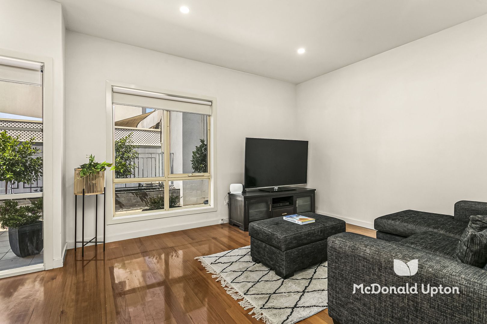 15/2 Scott Street, Essendon VIC 3040, Image 2