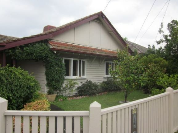 3 bedrooms House in 215 Bastings Street NORTHCOTE VIC, 3070
