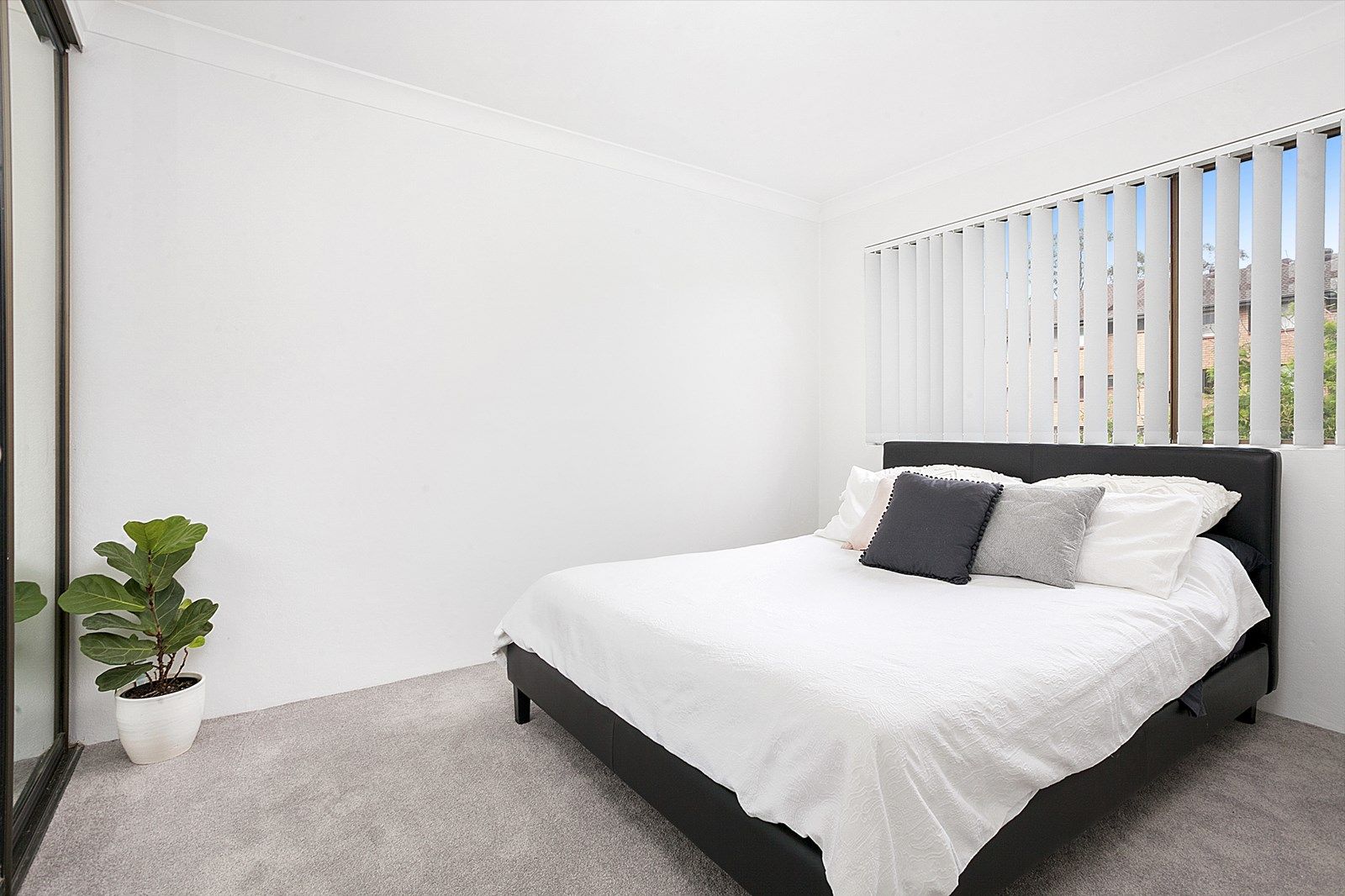 27/131-139 Oak Road, Kirrawee NSW 2232, Image 2