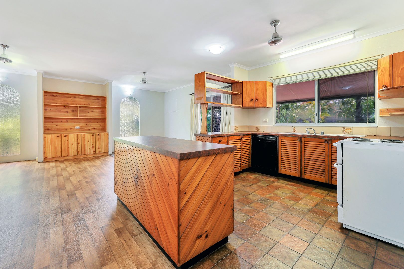 10 Melastoma Drive, Moulden NT 0830, Image 2