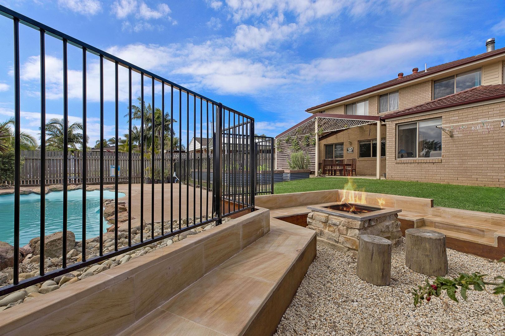 7 Cornish Avenue, Killarney Vale NSW 2261, Image 2