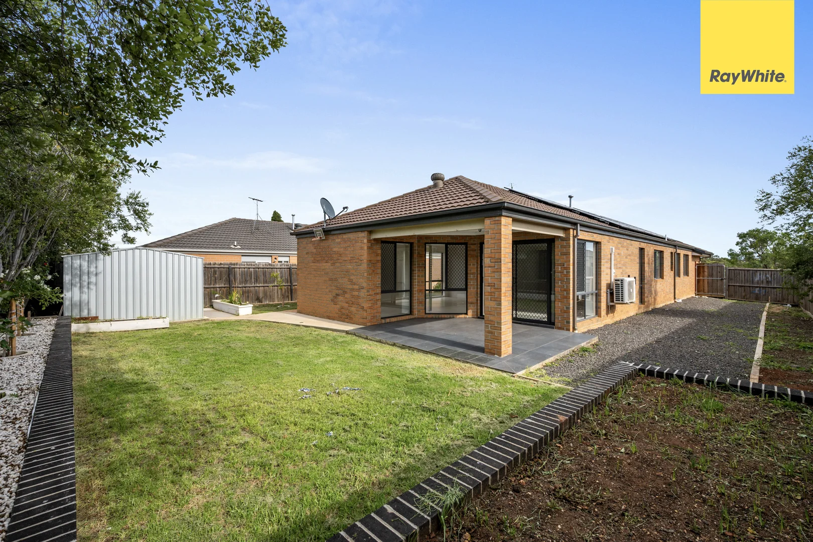 Additional image 15 of 15 Hinkler Crescent, Brookfield VIC 3338