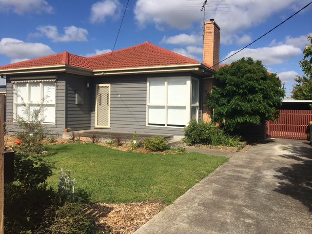 3 bedrooms House in 4 O'Brien Street NEWCOMB VIC, 3219