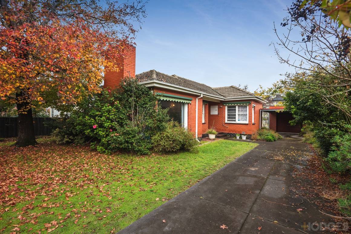Picture of 14 Luckins Road, BENTLEIGH VIC 3204