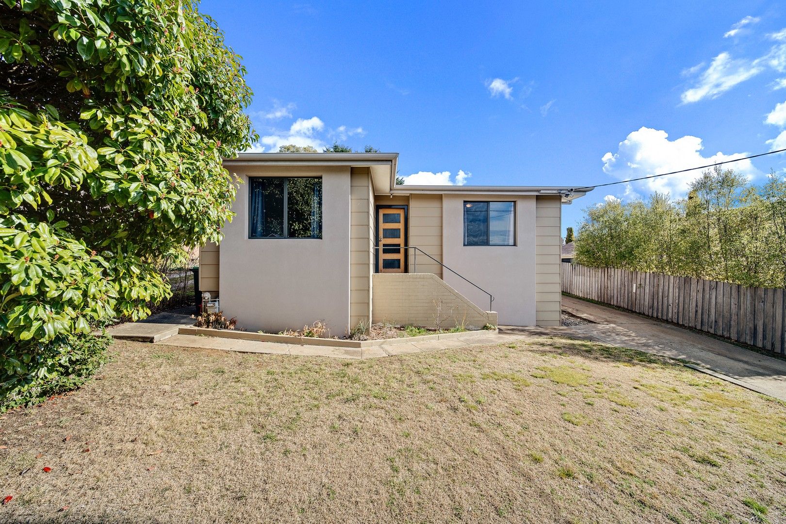 41 Bent Street, Cooma NSW 2630 Domain