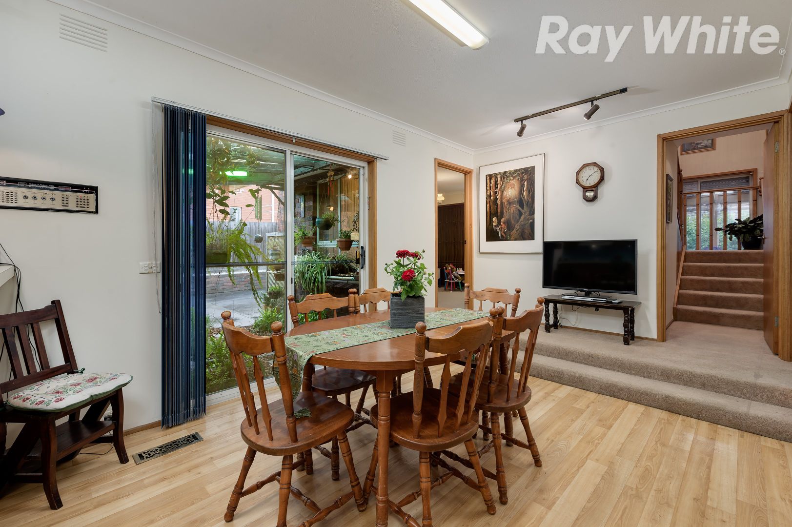 17 Dendaryl Drive, Bundoora VIC 3083, Image 2