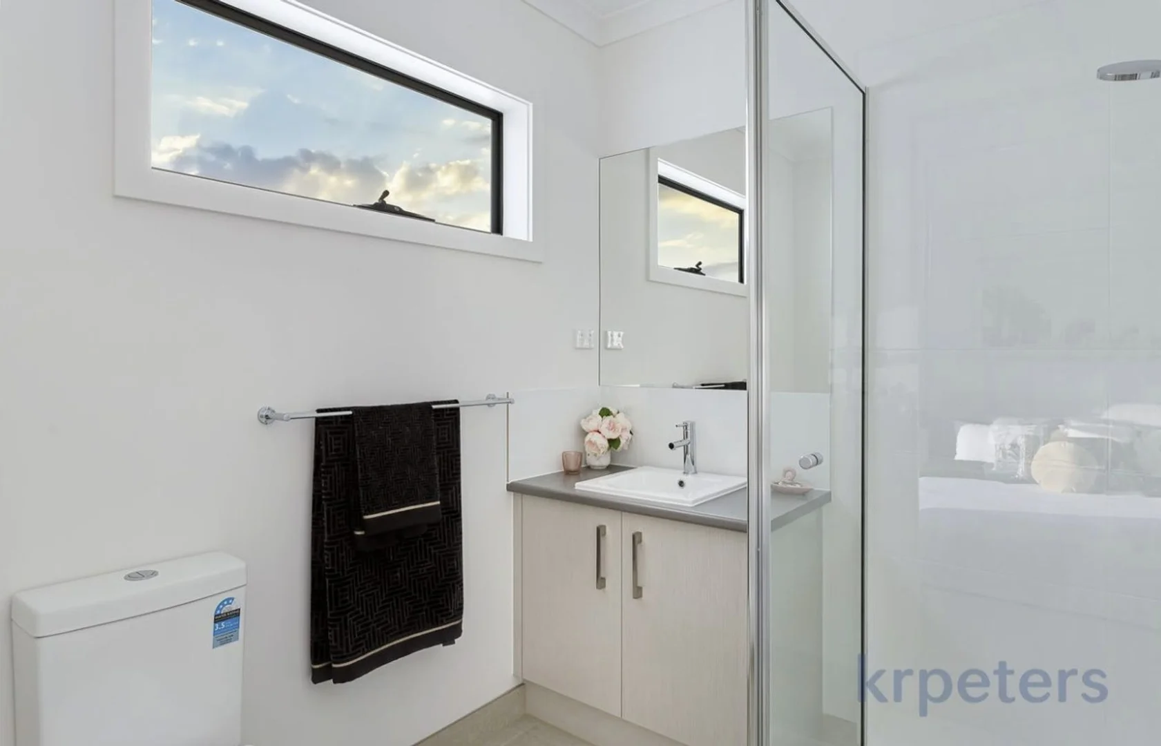 Additional image 4 of 1/35 Elwood Avenue, Pakenham VIC 3810