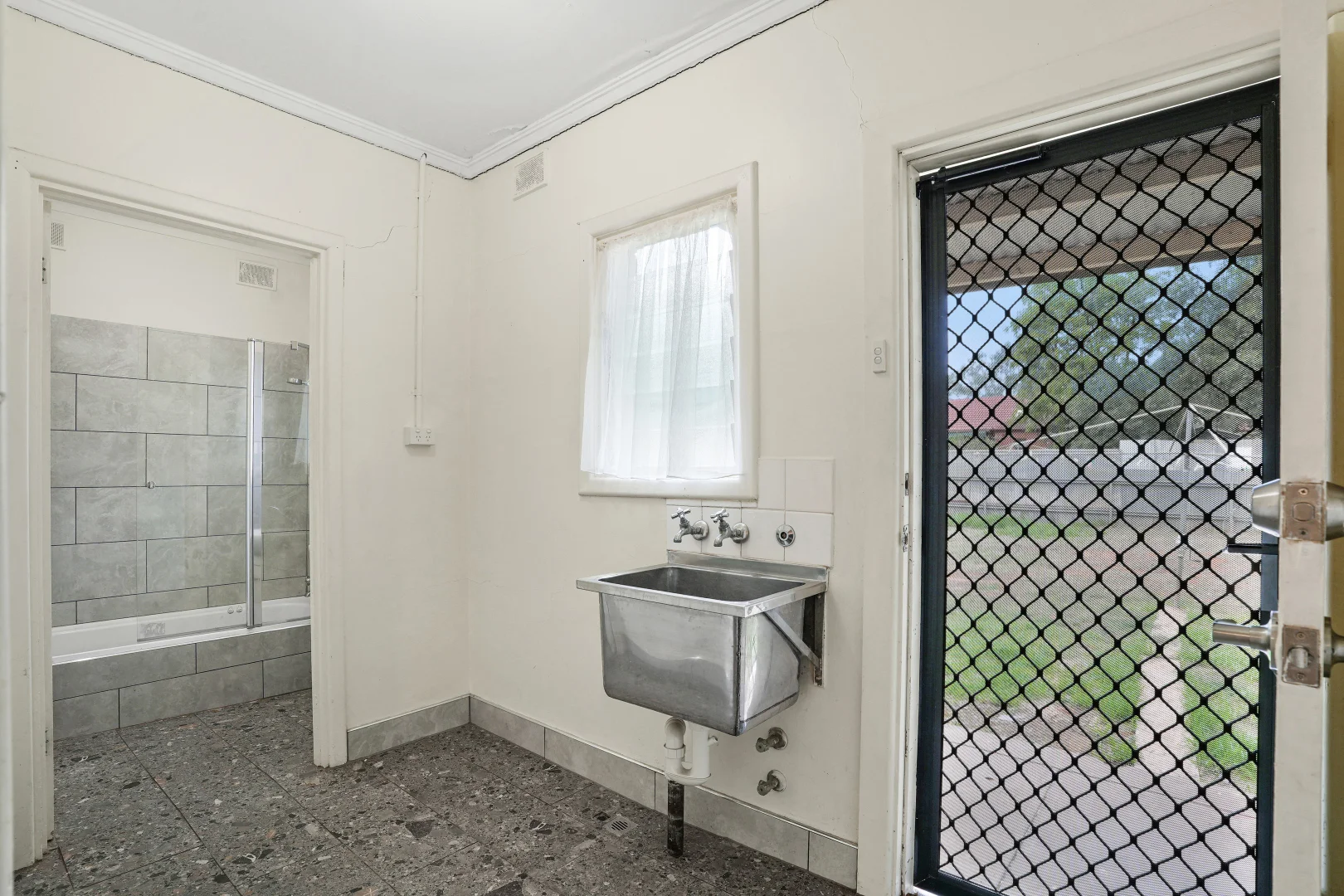 Additional image 10 of 20 Stakes Crescent, Elizabeth Downs SA 5113