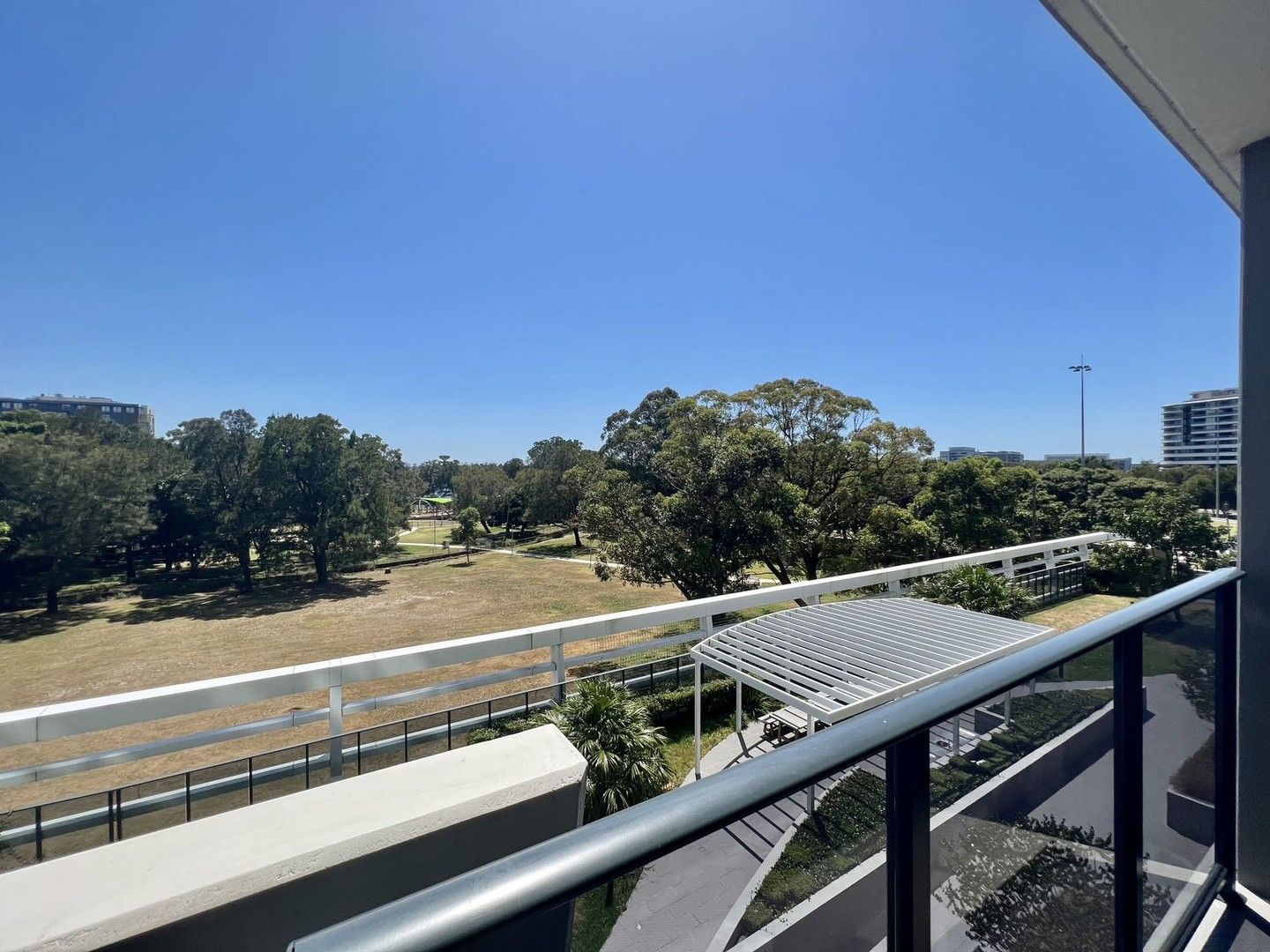 2 bedrooms Apartment / Unit / Flat in 301/8 Gertrude Street WOLLI CREEK NSW, 2205